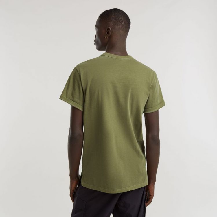 D033 shadow oli