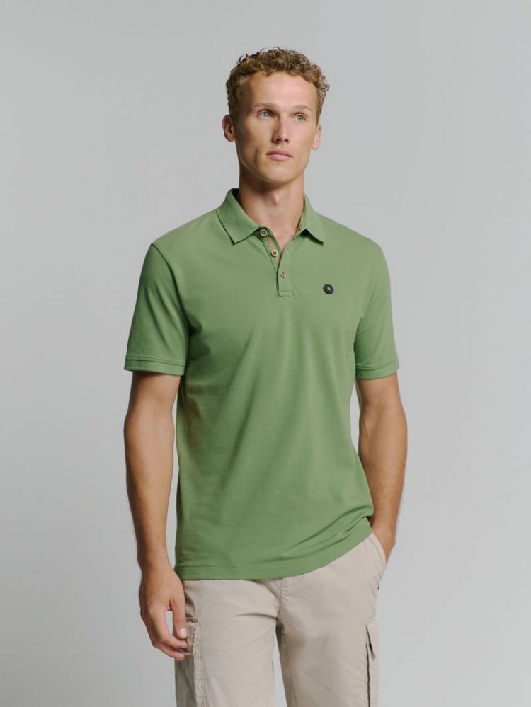 050 Green