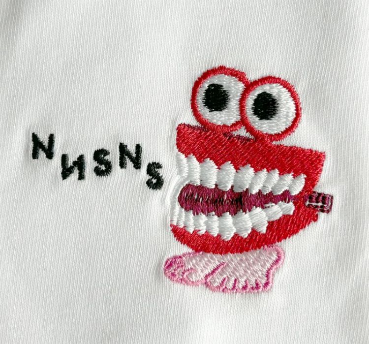 T-shirt White