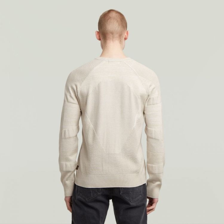  G908 whitebait/