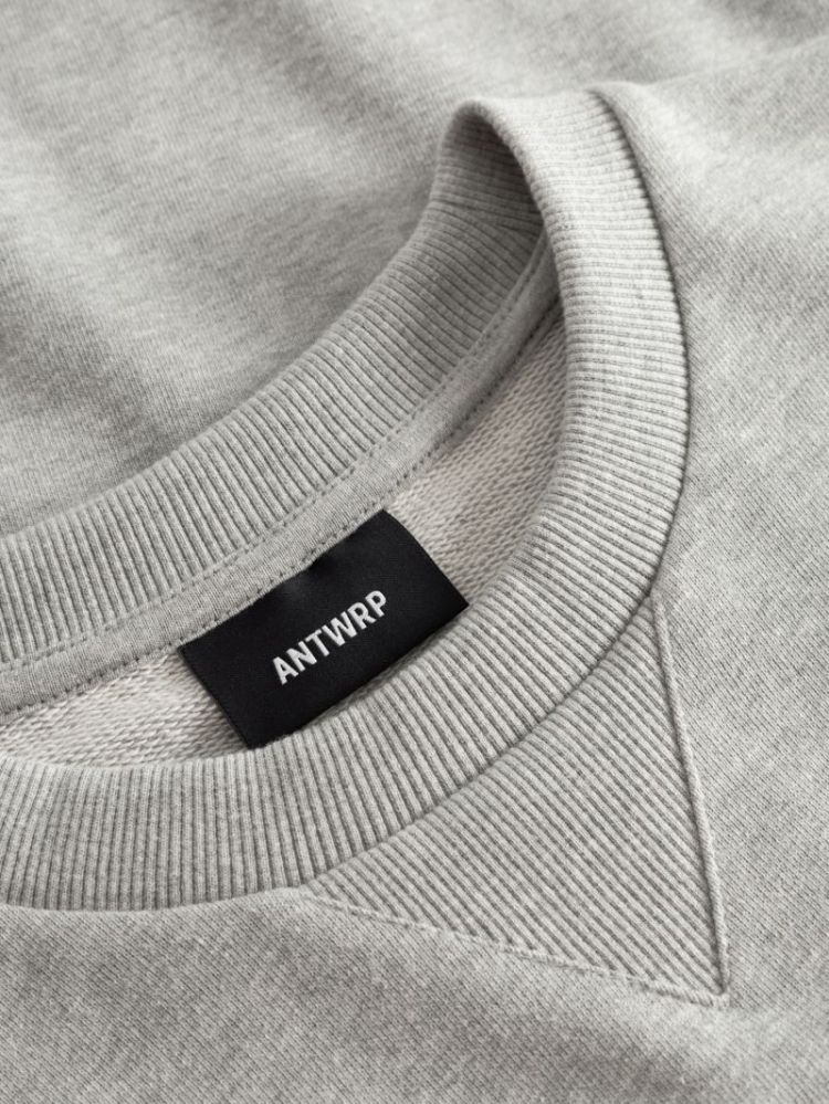  000204 - GREY C