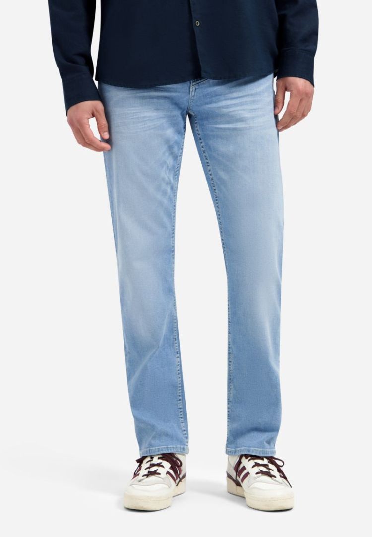 Relaxed Fit 715 229 Bleach Deni
