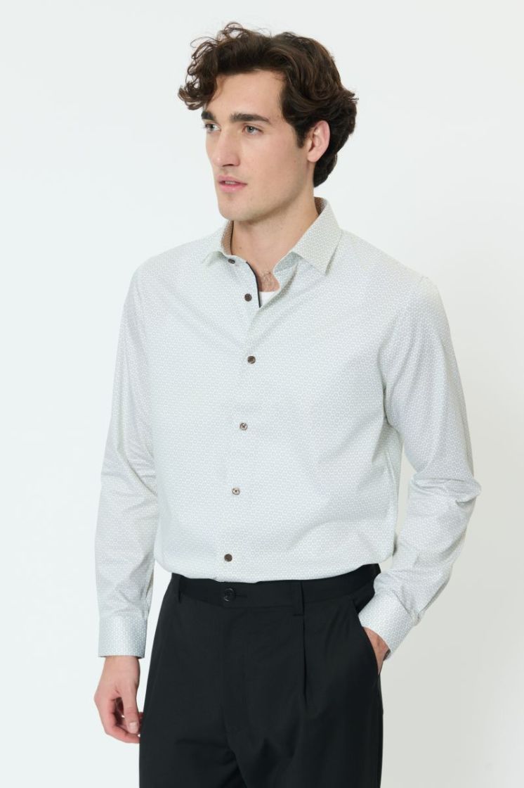  114001 White
