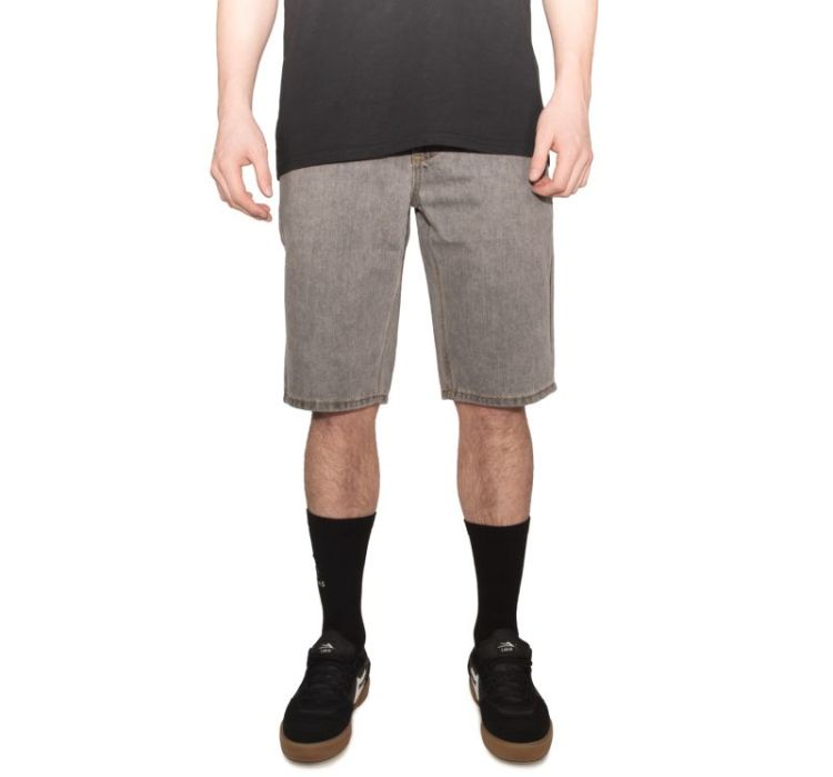 Short Straight Grey Washed Den